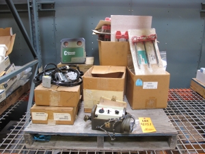 LOT TO INCLUDE: (1) SOUTHWEST MICROWAVE METER MODEL# RM81, FISHER C1 PNEUMATIC CONTROLLER, ASSEMBLY SWITCHES, PNEUMATIC CABLES. LOADING & HANDLING FEE $15-4151